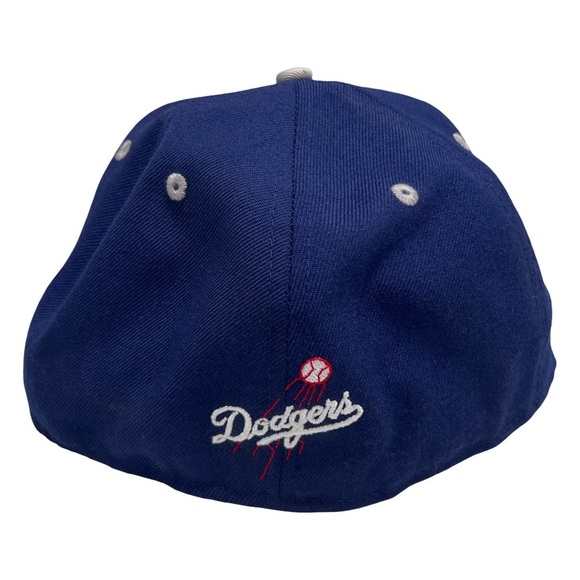 NEW ERA • Los Angeles Dodgers Big Script Royal Blue Fitted Baseball Hat - Picture 5 of 10
